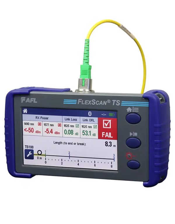 AFL FlexScan TS fiber optic tester with a yellow cable shows measurement results and a red "FAIL" status on its screen.
