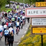 road-bikes-on-way-into-alpe-d-huez